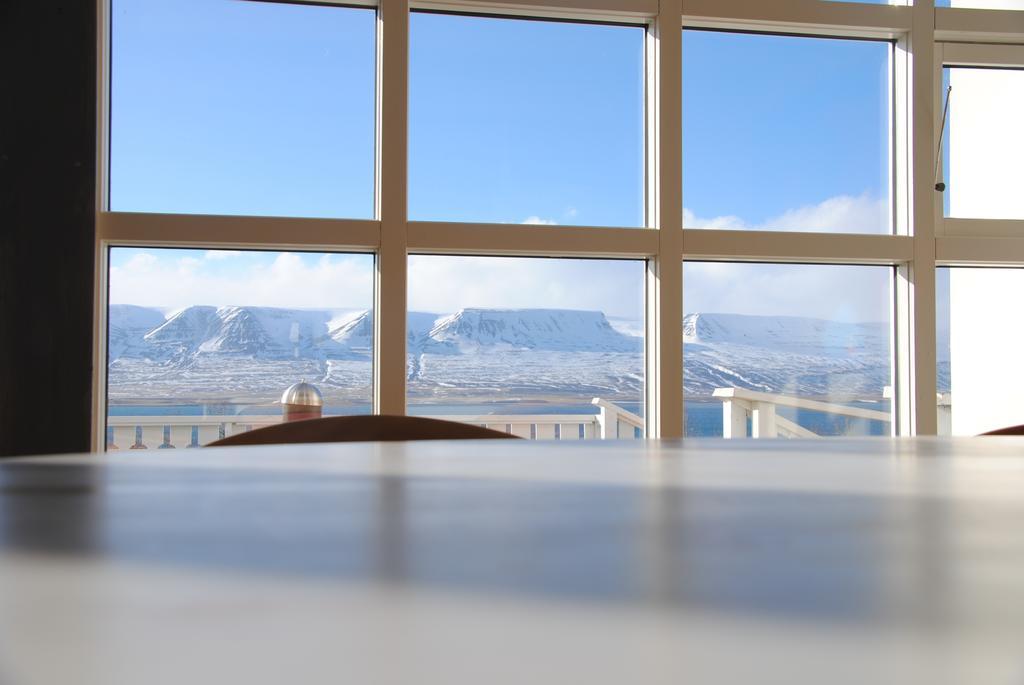 Hótel Sveinbjarnargerdi Svalbarthseyri Exterior foto
