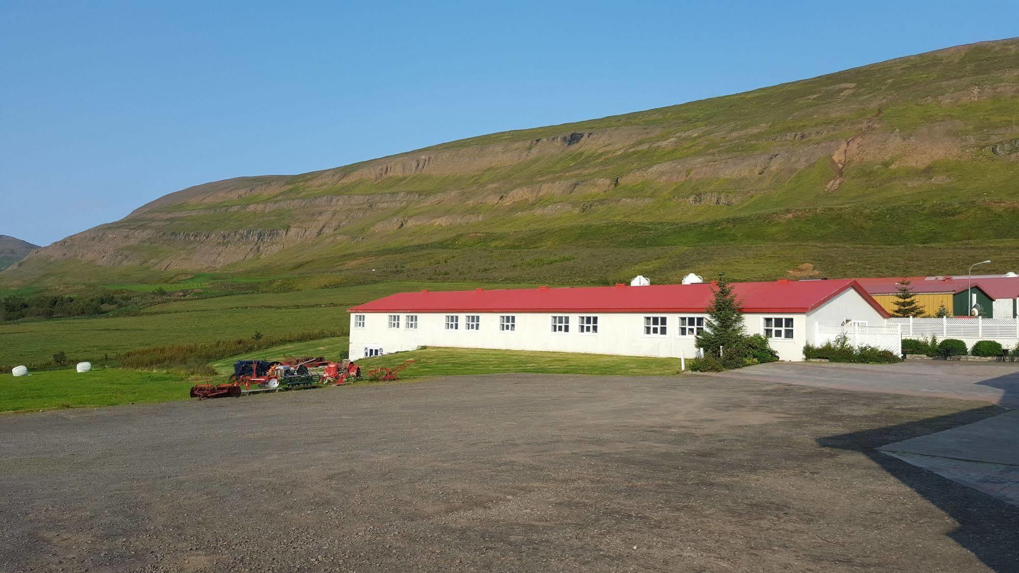 Hótel Sveinbjarnargerdi Svalbarthseyri Exterior foto